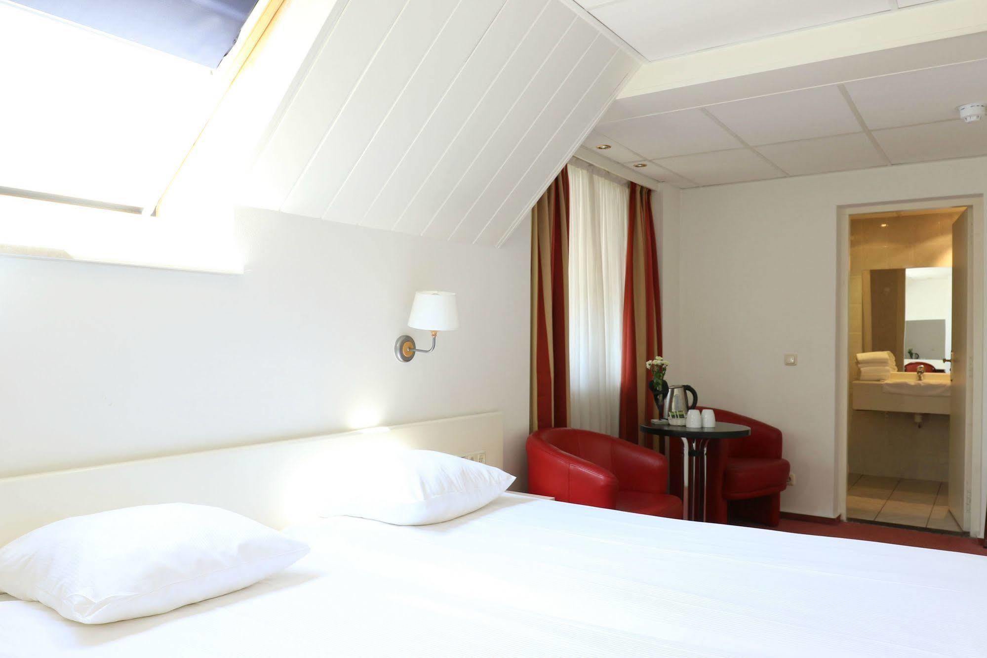Js Hotel Epen Dış mekan fotoğraf